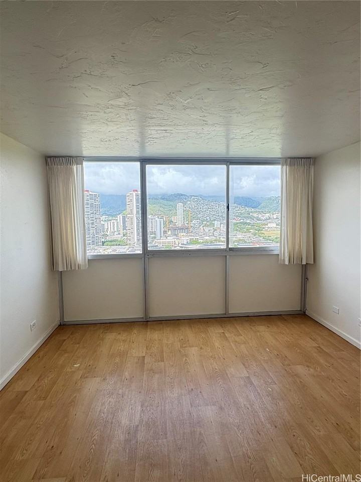 2211 Ala Wai Blvd #2603 - Photo 2 of 8