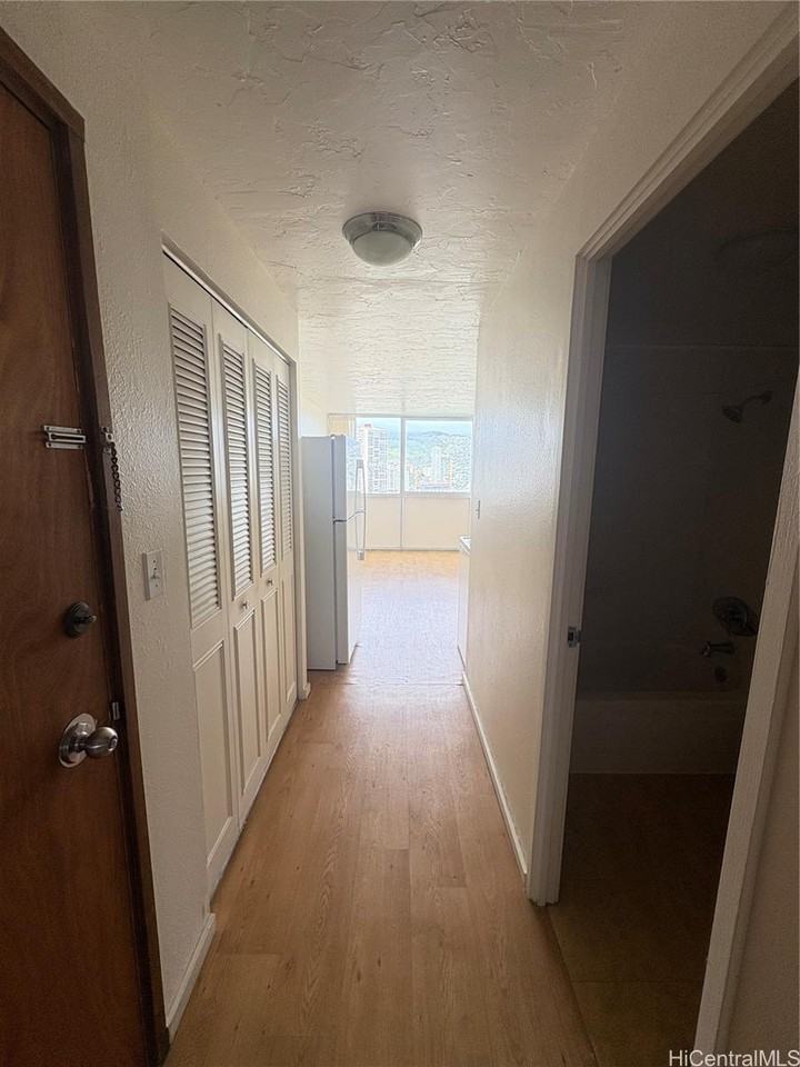 2211 Ala Wai Blvd #2603 - Photo 3 of 8