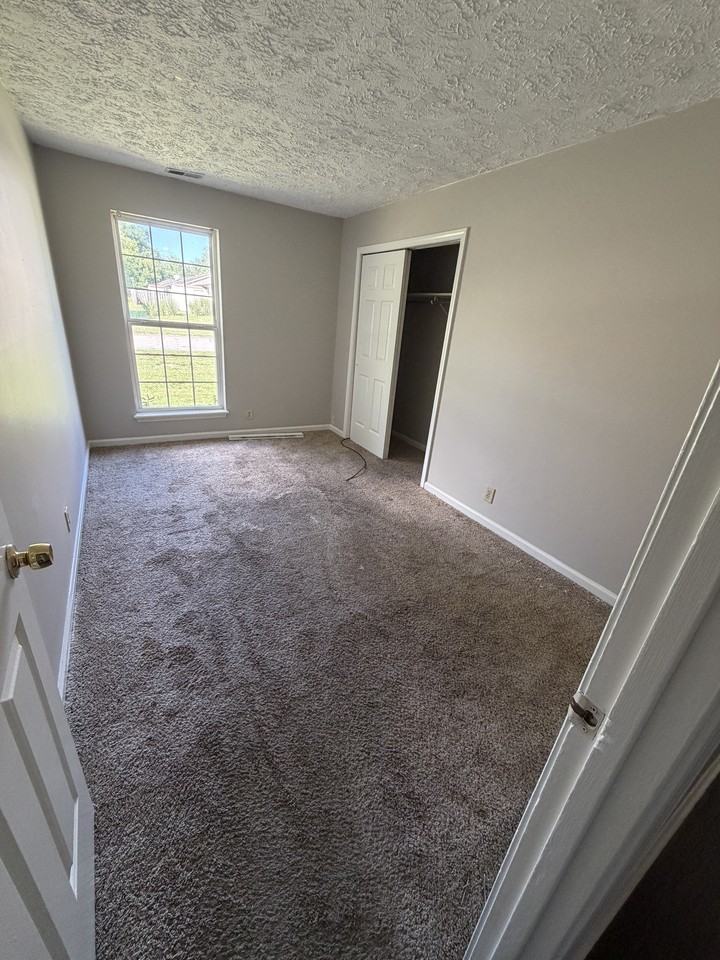 3732 Chamberlain Ct #3732 - Photo 3 of 4