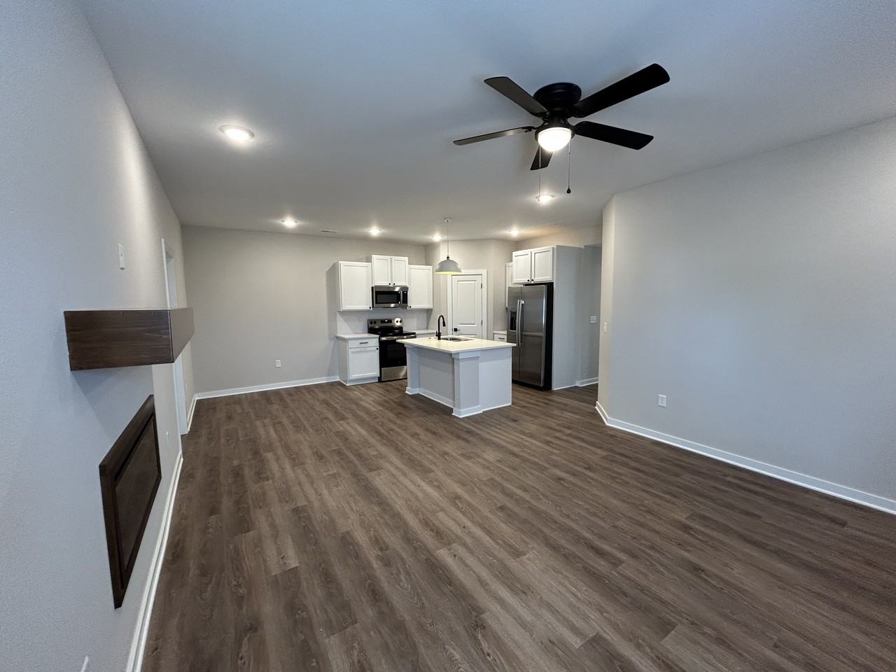 W Taft Ct #200 - Photo 3 of 16