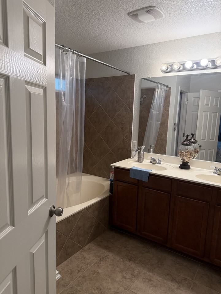12131 Patton Pt - Photo 2 of 12