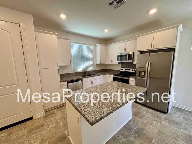 1221 Yeager Ave - Photo 7 of 22