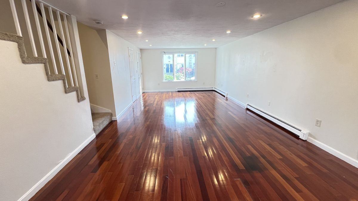 86 Atwood St - Photo 5 of 15