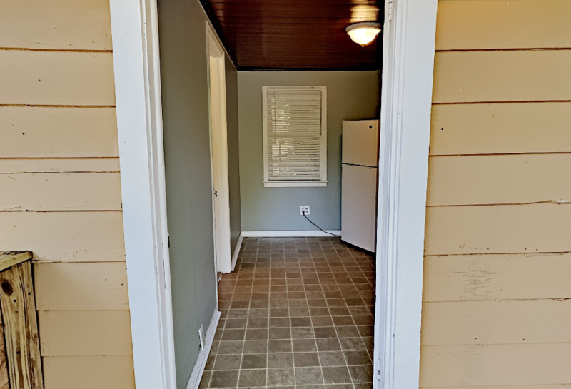 314 1/2 S Boyd St - Photo 3 of 23