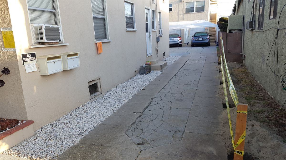 3313 California St - Photo 3 of 3