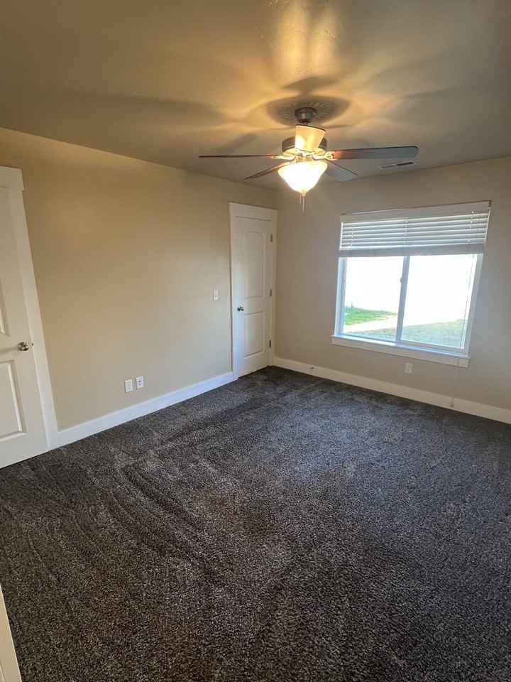 818 Nw - Photo 7 of 14