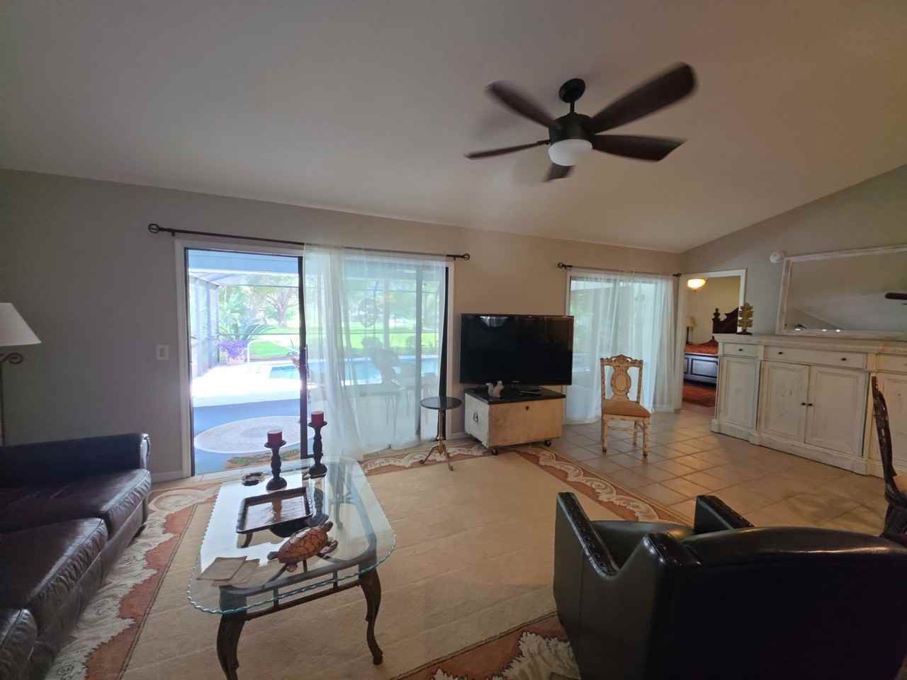 2319 N Hendry Pt - Photo 3 of 17