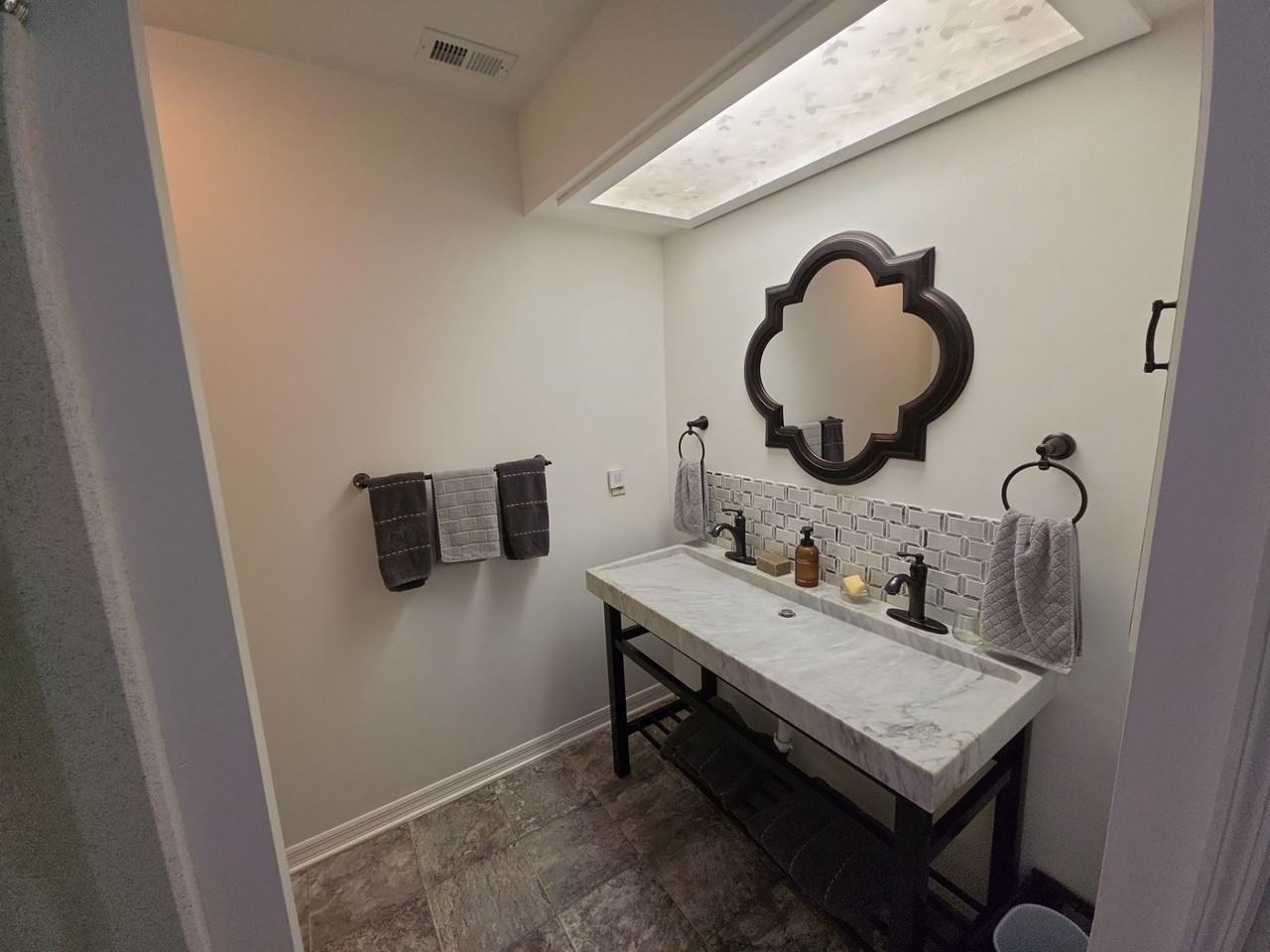 2319 N Hendry Pt - Photo 6 of 17