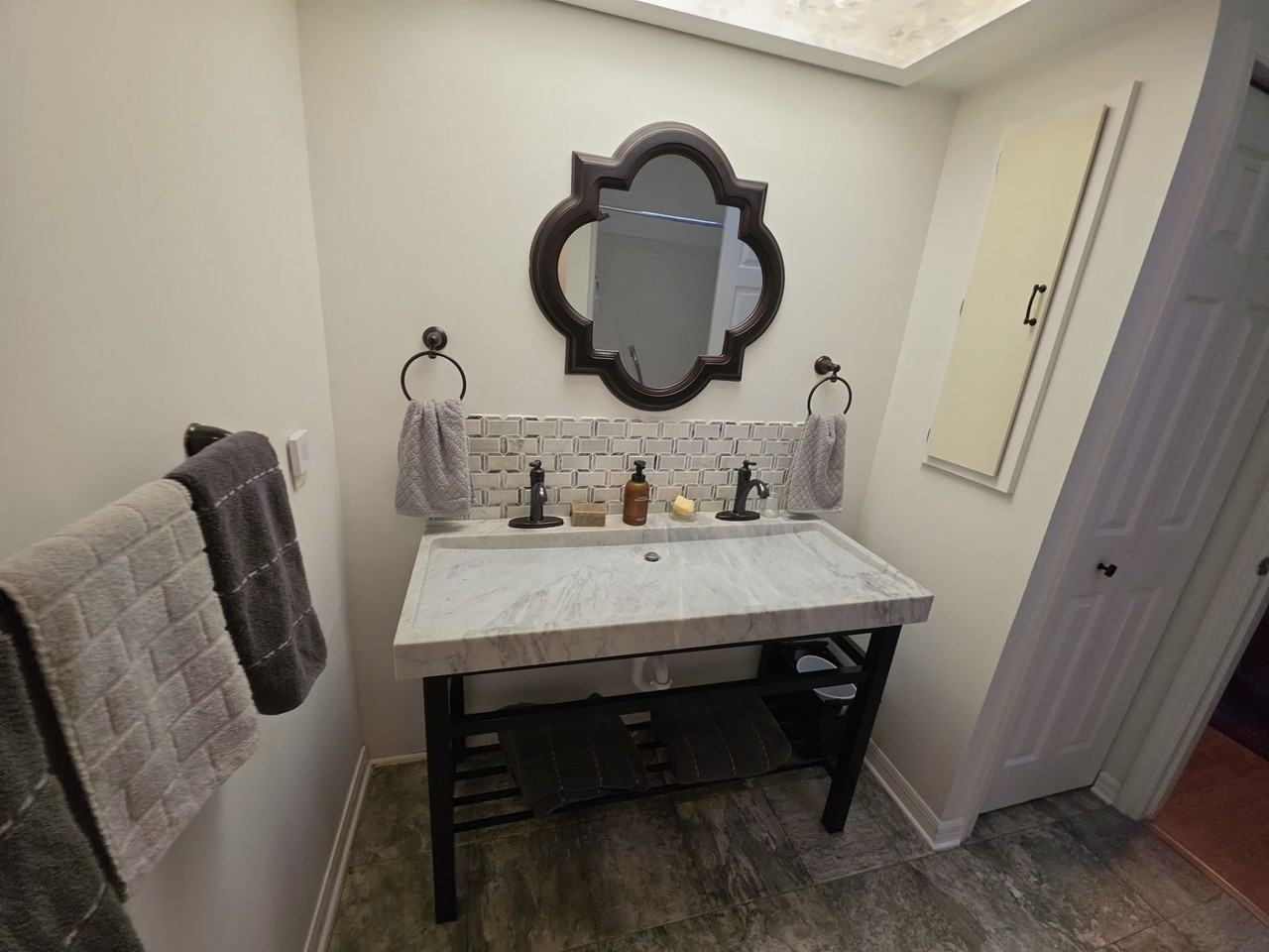 2319 N Hendry Pt - Photo 7 of 17