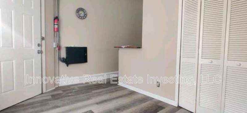 2548 N 12th St - Photo 6 of 10
