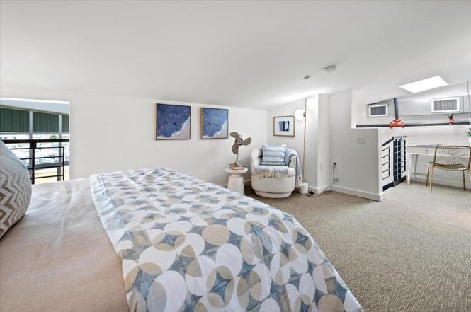 60 Rausch St #403 - Photo 7 of 10