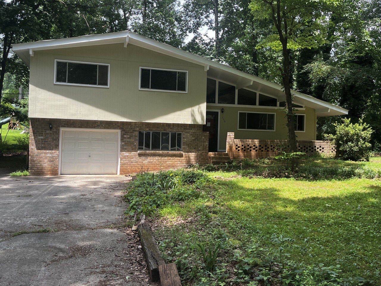 150 Castlegate Cir - Photo 2 of 36