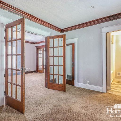 709 S 25th St - Photo 6 of 18