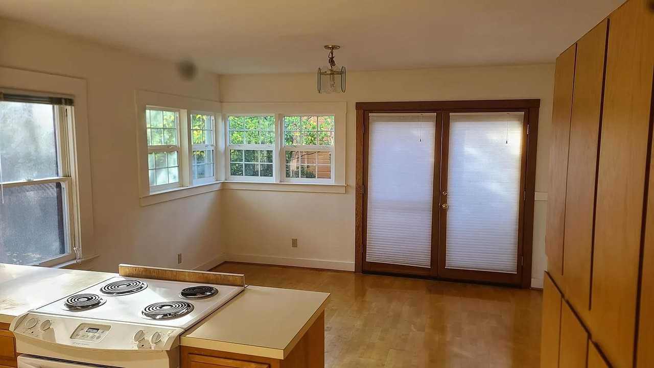 508 Monterey Ave #4 - Photo 6 of 12