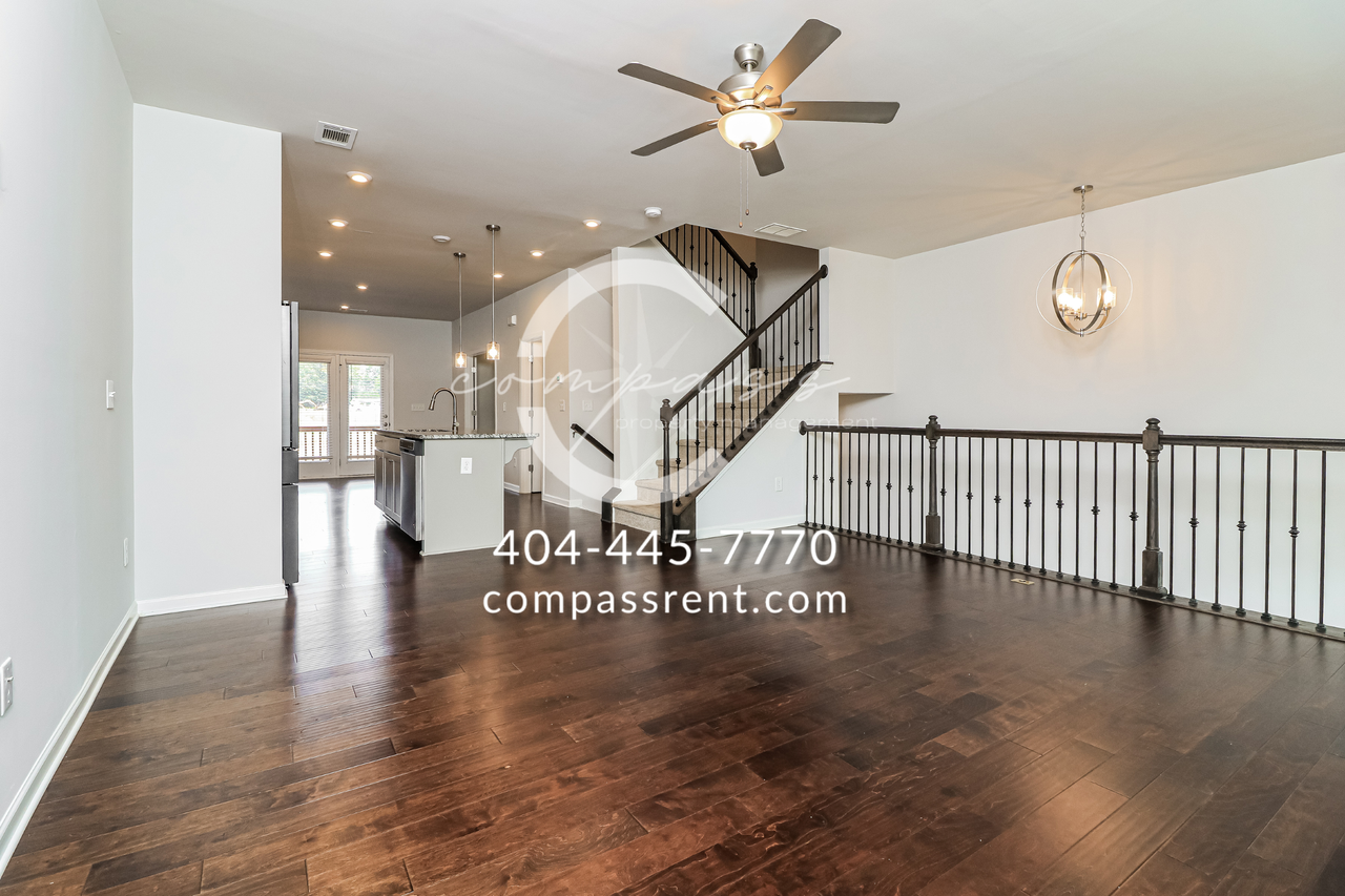 3523 Hedgeway Ln - Photo 7 of 38