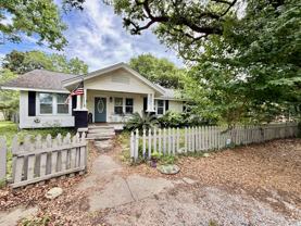 2624 W Desoto St #A - Photo 1 of 1