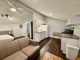 2426 W Desoto St #C - Photo 1 of 1