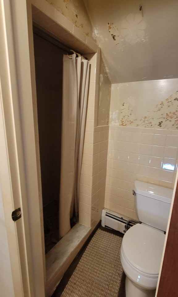 1350 Wingate Ave - Photo 6 of 20