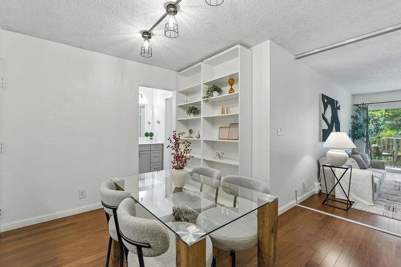 381 Half Moon Ln #H213 - Photo 7 of 10