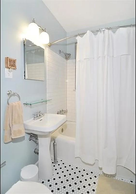 3635 Johnson Ave - Photo 4 of 9