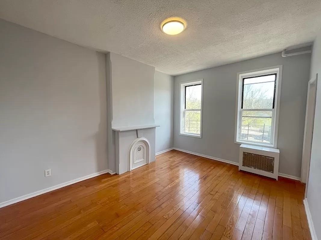 17 Hull St - Photo 5 of 5