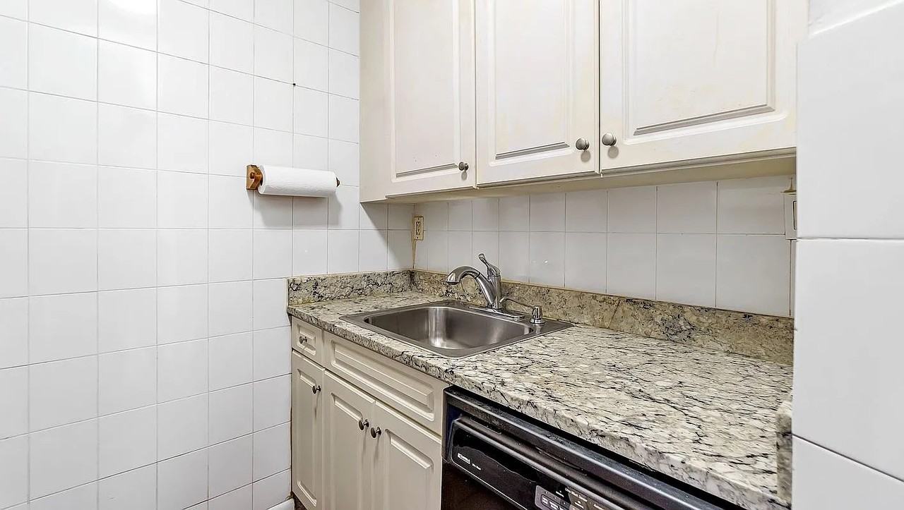 2400 Johnson Ave #1B - Photo 6 of 12