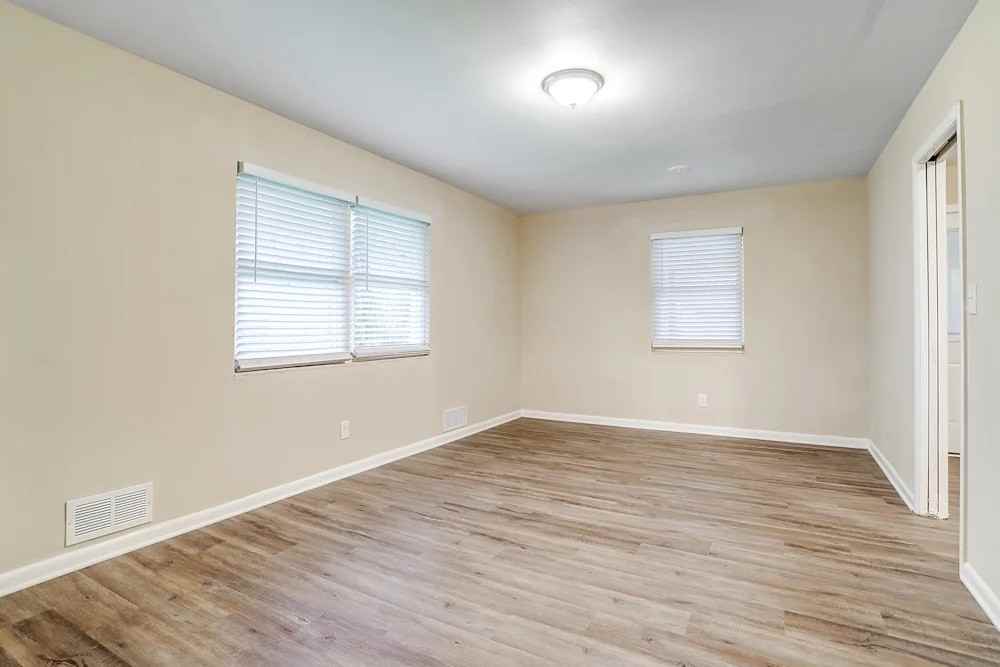 2138 Springdale Rd Sw - Photo 3 of 10