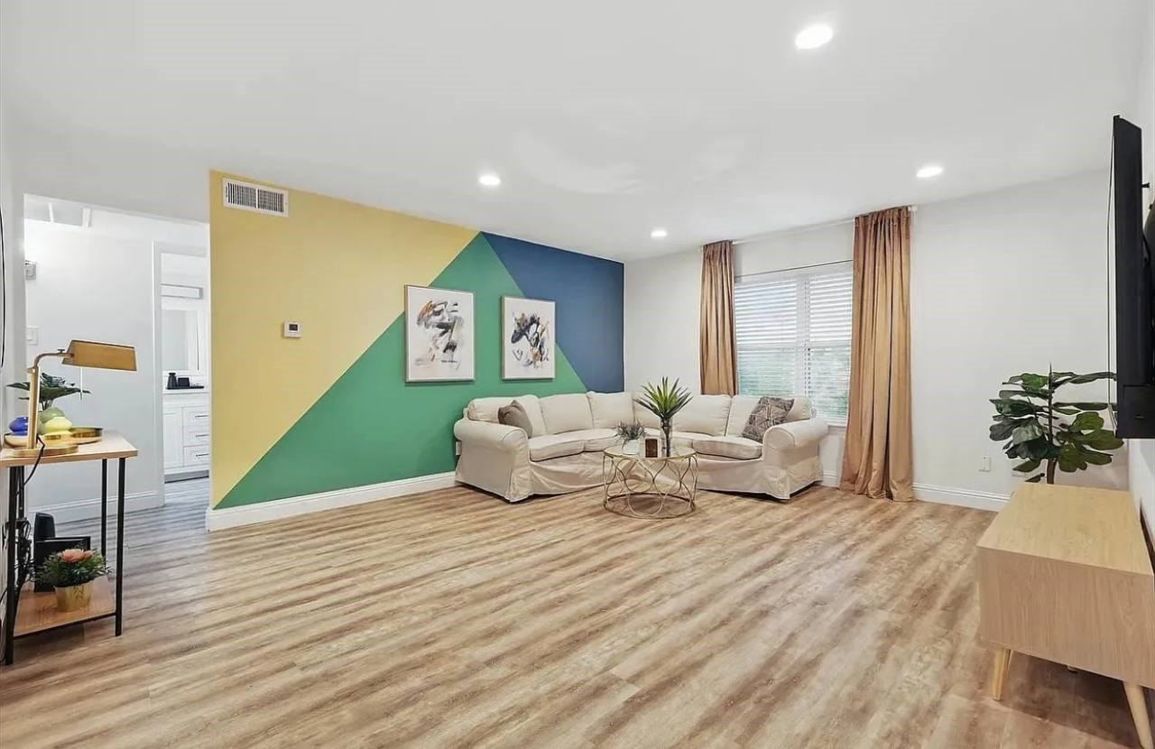 8083 Meadow Rd #225 - Photo 7 of 15