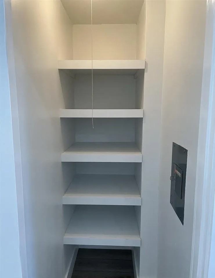 1124 Eureka St #18 - Photo 7 of 16
