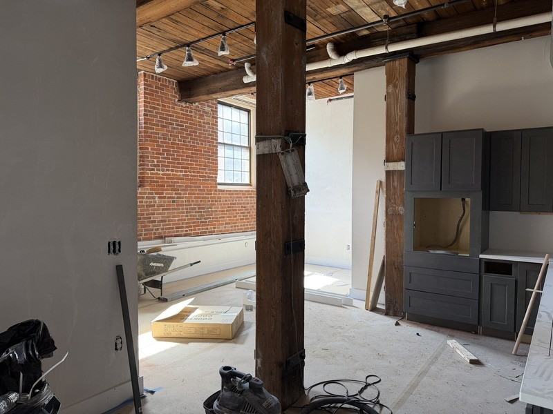 1665 Main St - Photo 2 of 5
