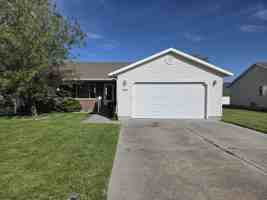 featured image of 903 Abigail Ct