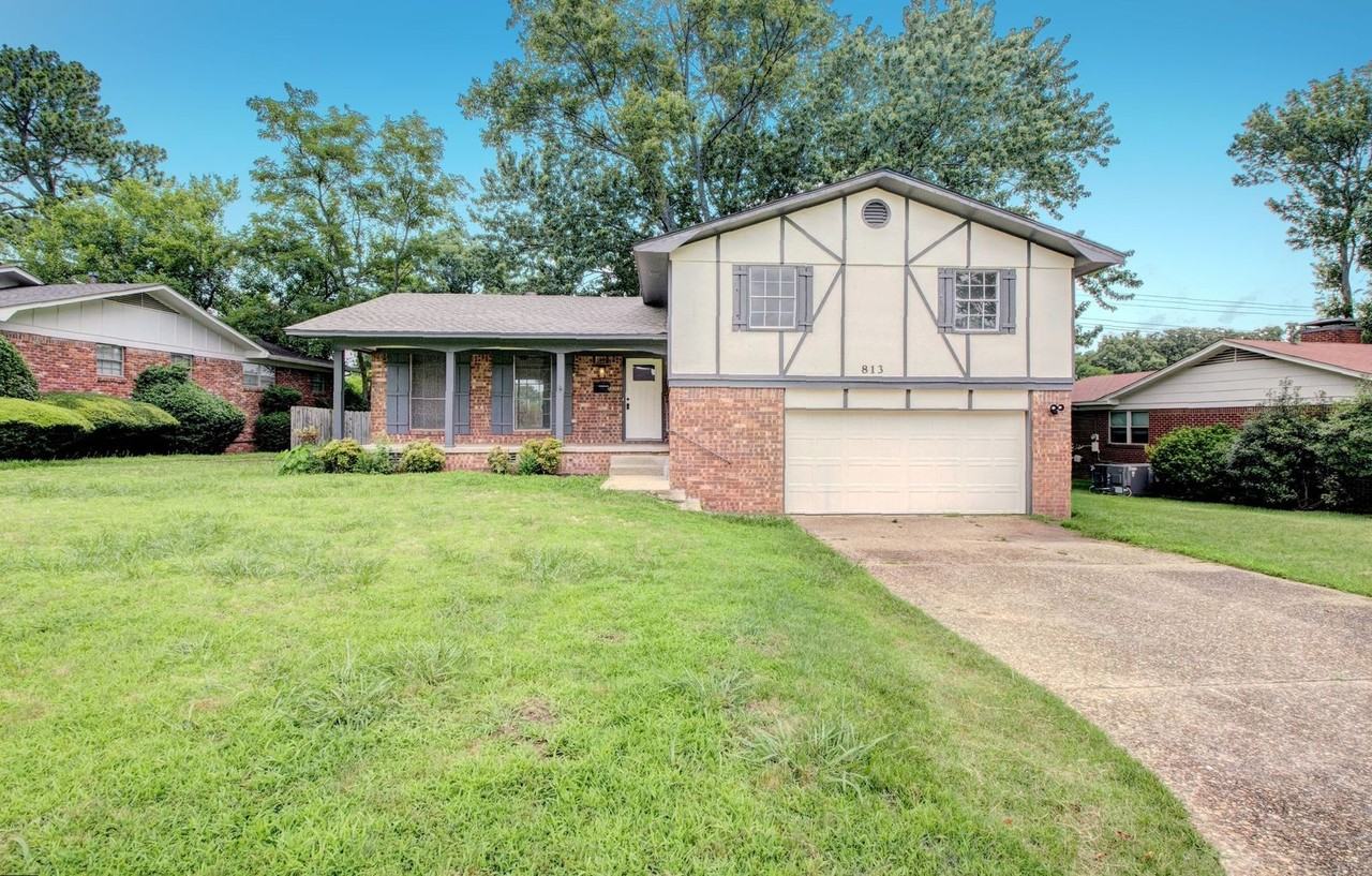 813 W A Ave