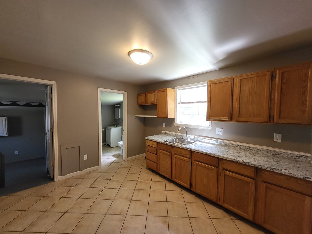 23378 Cunningham Ave - Photo 7 of 14