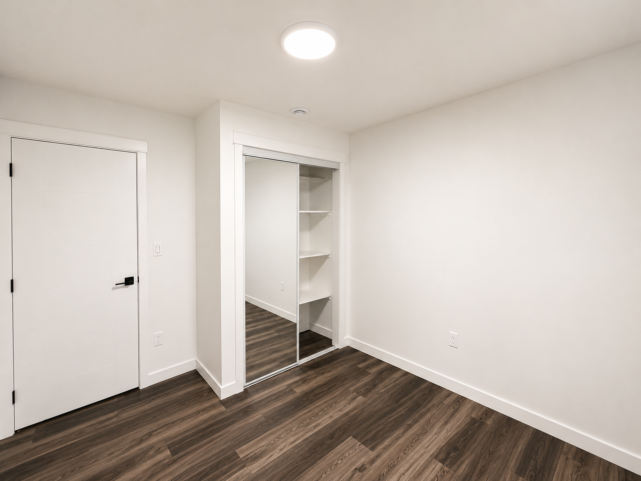 319 33 Ave Nw Bsmt #Bsmt - Photo 7 of 12