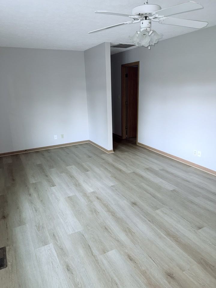 7542 Meridian Ave #NA - Photo 4 of 20