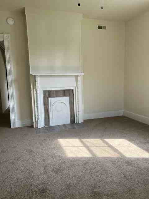 2025 Ferndale Ave - Photo 3 of 4