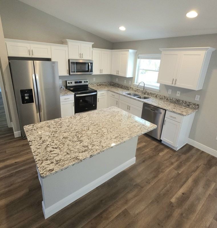 7244 N Glenridge Cir - Photo 2 of 17