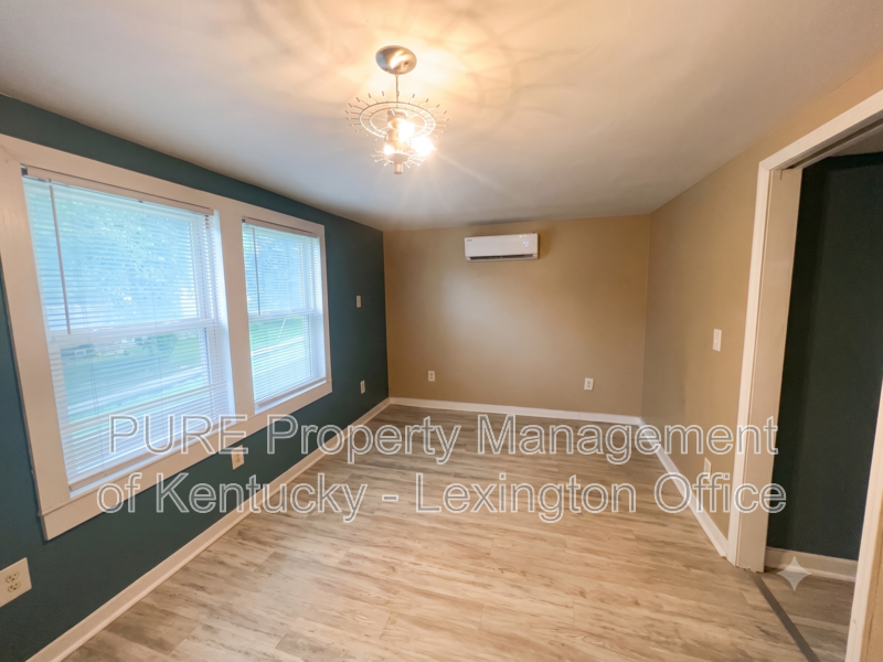156 E Fourth St - Photo 5 of 11