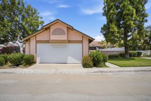 featured image of 631 Hampshire Ln
