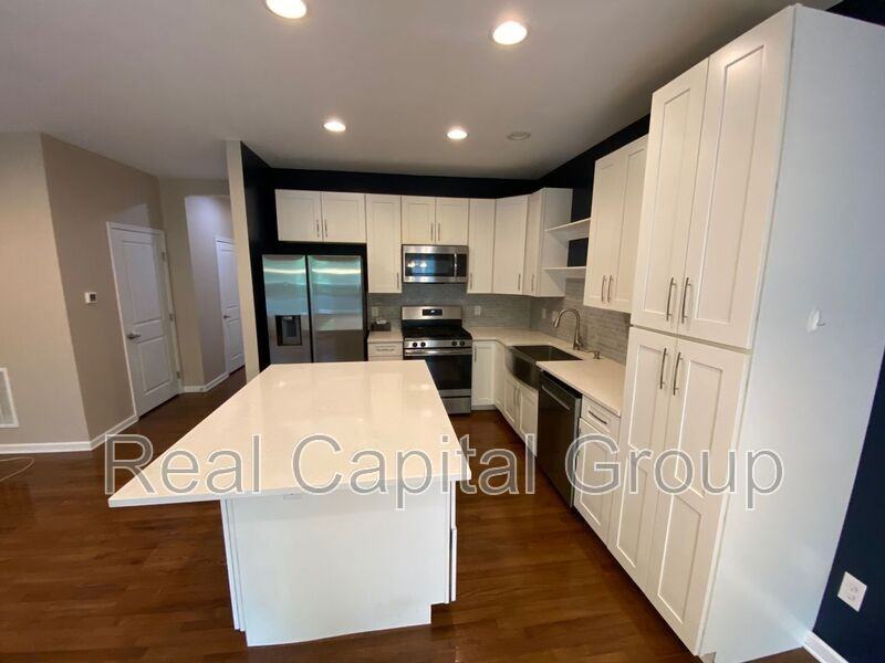 4275 Arthur Ct - Photo 5 of 19