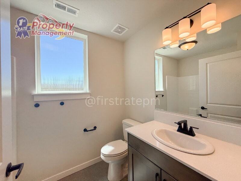 4186 S Solaris Ave - Photo 4 of 28