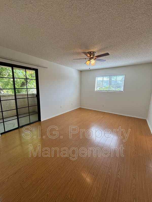 1234 Orange Grove Ave #104 - Photo 7 of 12