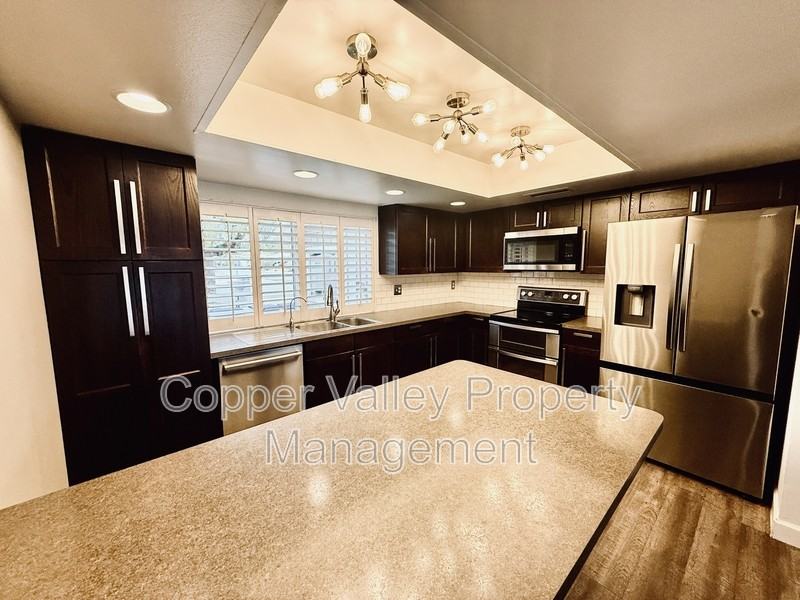 4415 W Gelding Dr - Photo 2 of 19