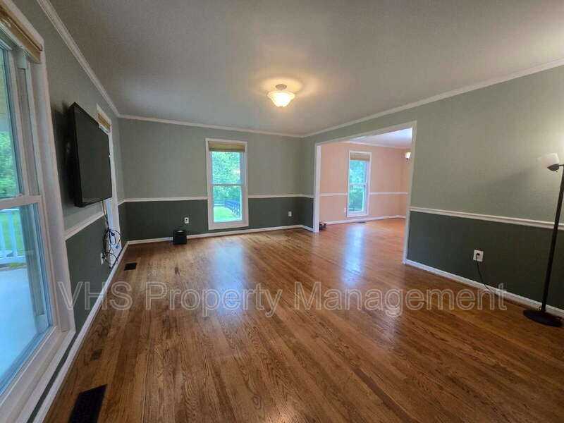 5712 John Barton Payne Rd - Photo 3 of 50