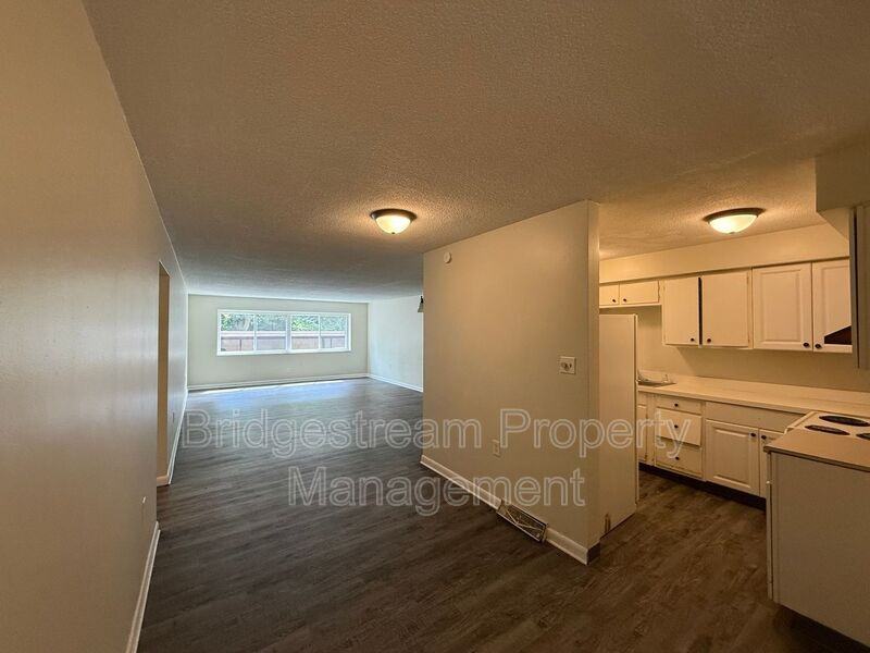 519 Heather Dr #1C - Photo 2 of 14