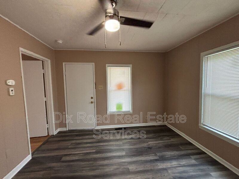 1109 Oxford State Rd - Photo 4 of 18
