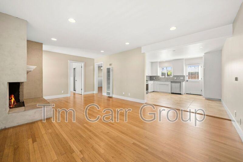 533 Saint Andrews Rd - Photo 2 of 14