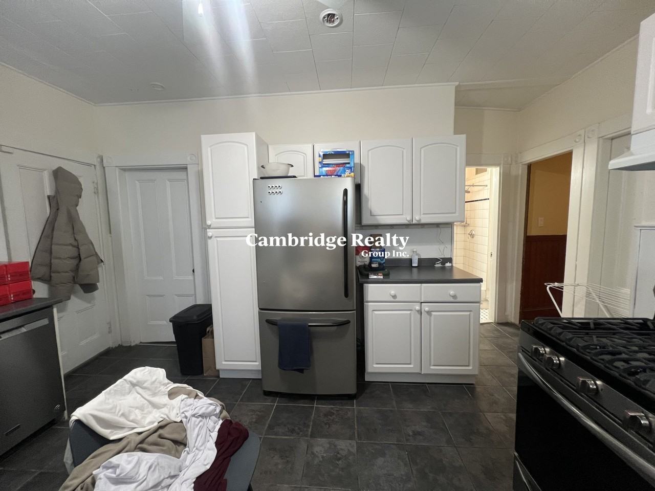 259 Washington St - Photo 5 of 28