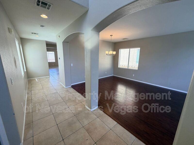 4320 Laguna Garden Ave - Photo 5 of 50