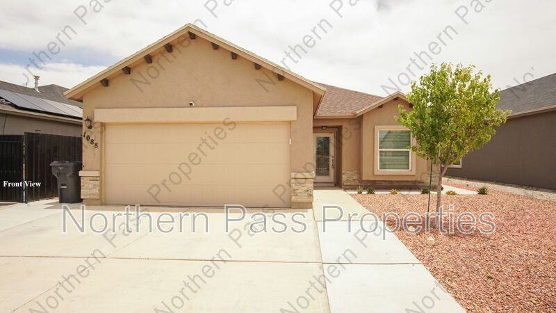 1088 Sky River St - Photo 2 of 32